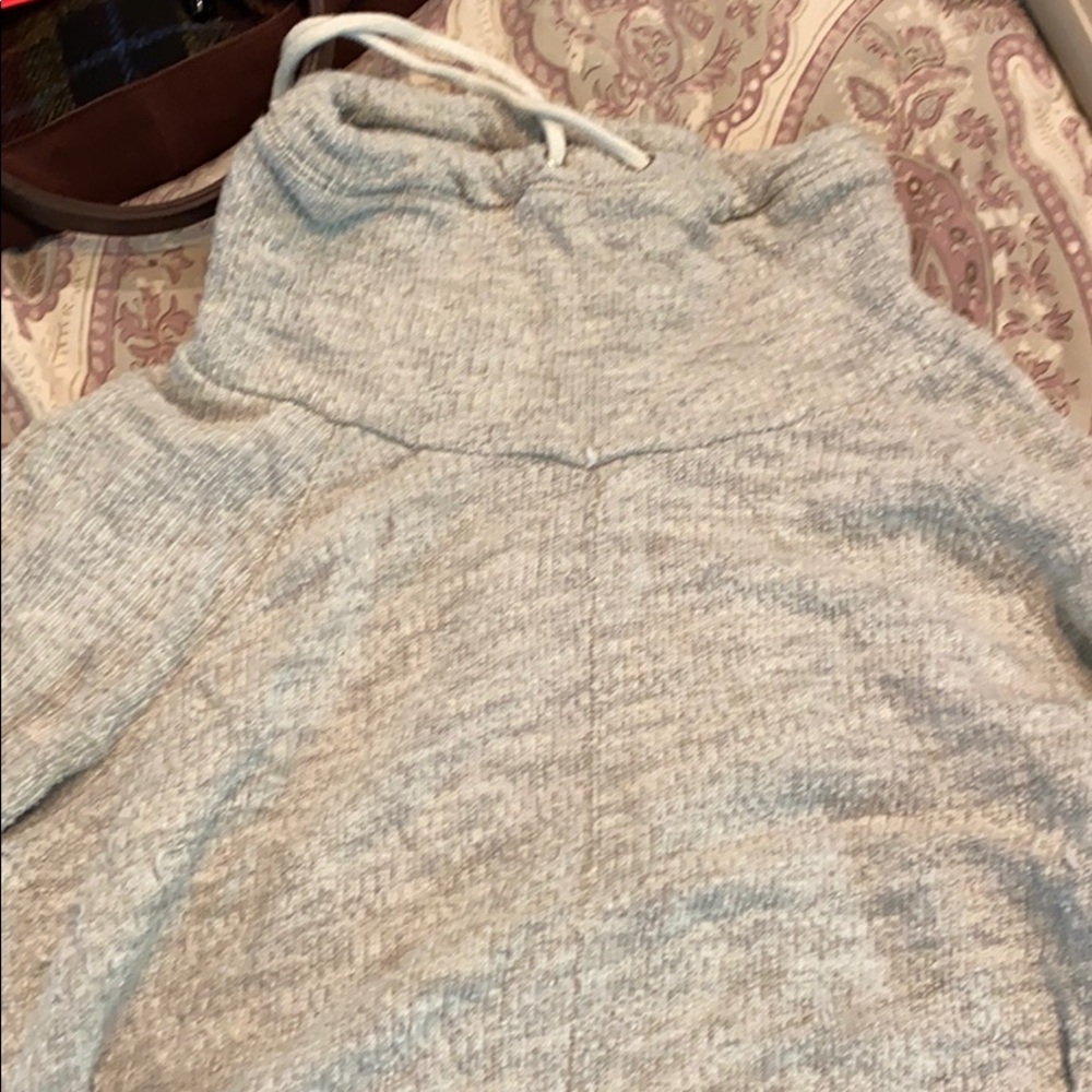 Grey maternity sweatshirt